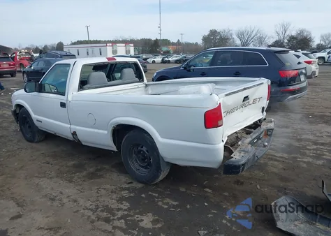 1999 Chevrolet S-10 z USA, uszkodzony, nr VIN 1GCCS14XXX8108934